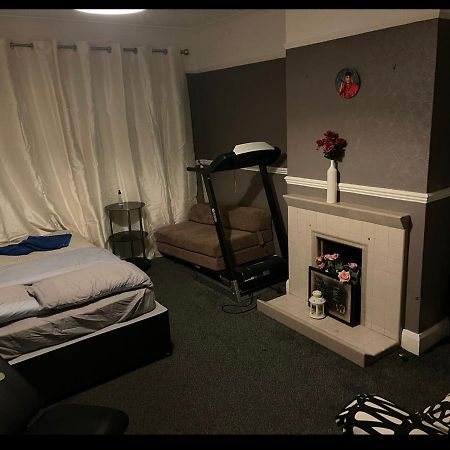 Relevant Bed & Breakfast Bexley Bagian luar foto
